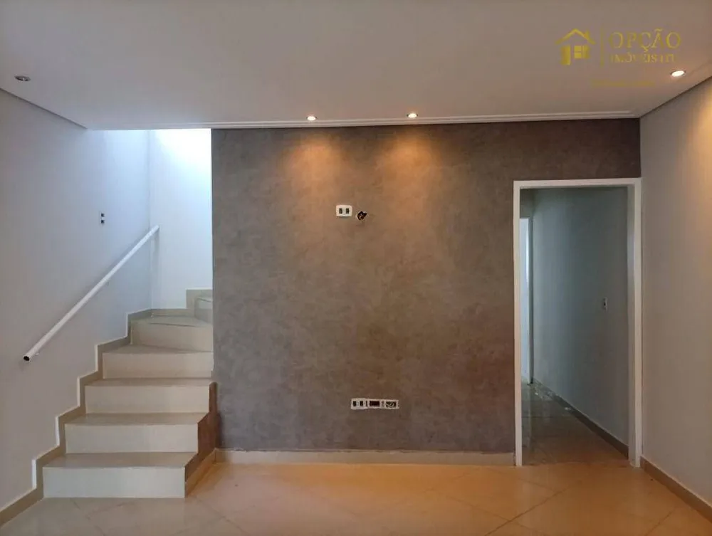Casa, 3 quartos, 240 m² - Foto 2