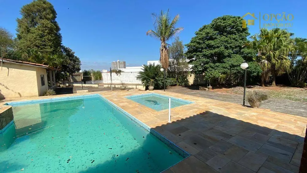 Casa, 1 quarto, 407 m² - Foto 1