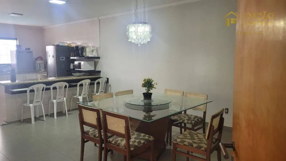 Casa, 4 quartos, 250 m² - Foto 5