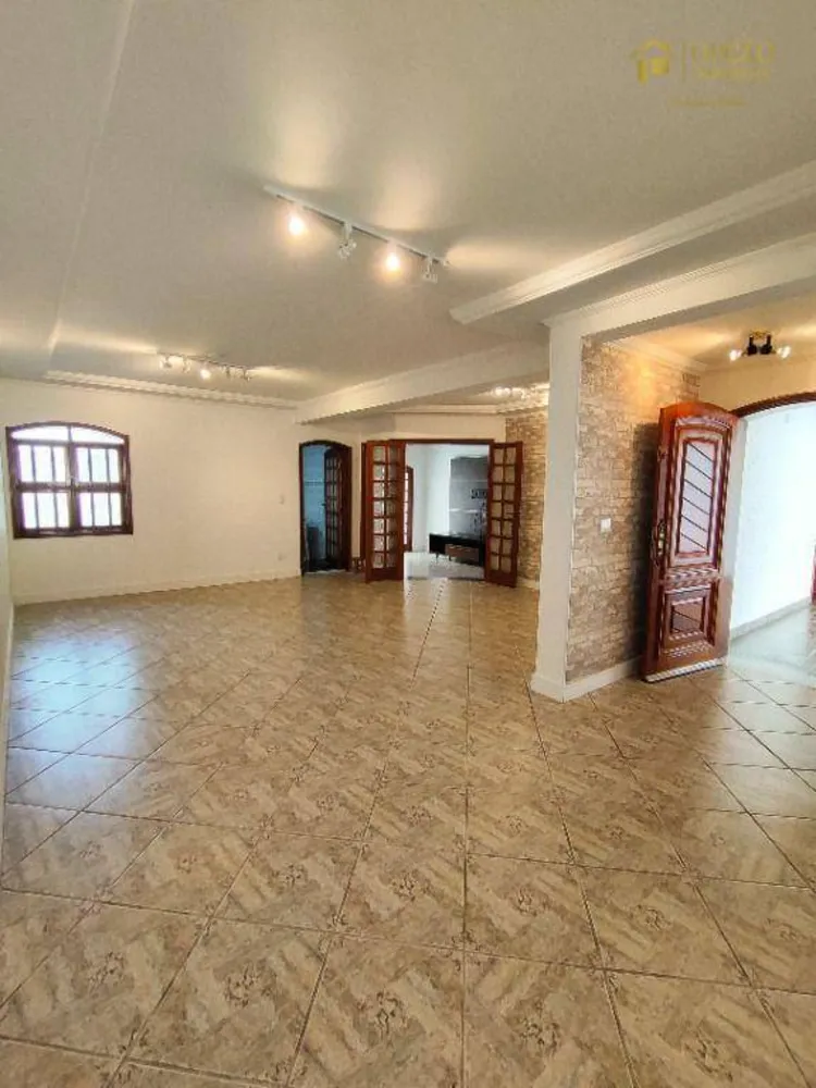 Casa, 3 quartos, 272 m² - Foto 3