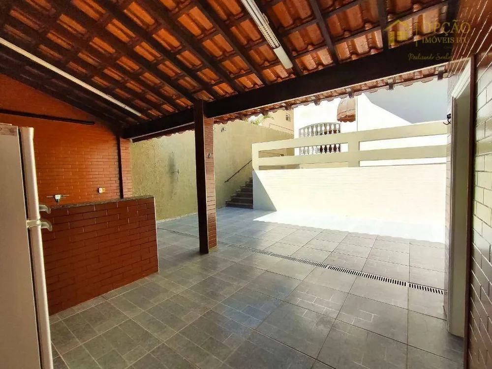 Casa, 3 quartos, 272 m² - Foto 4