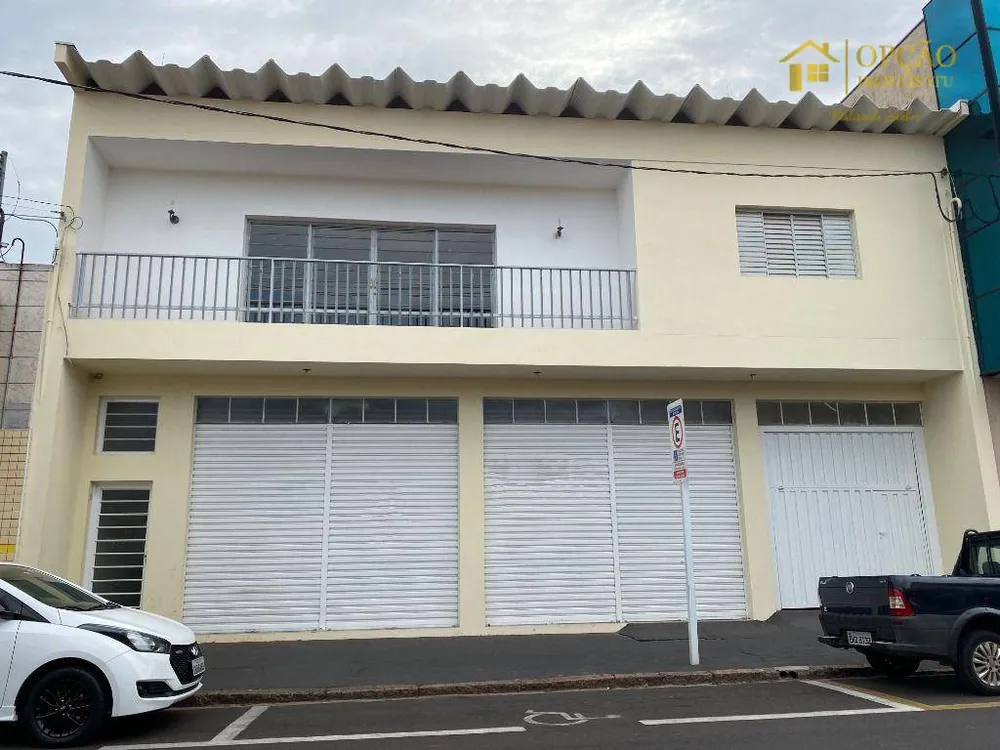 Casa, 3 quartos, 457 m² - Foto 1