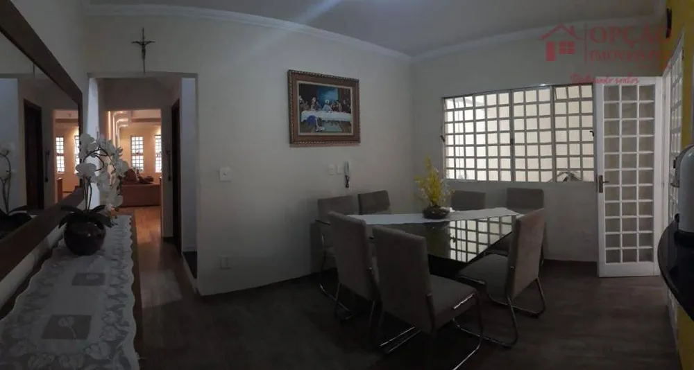 Casa, 4 quartos, 288 m² - Foto 2