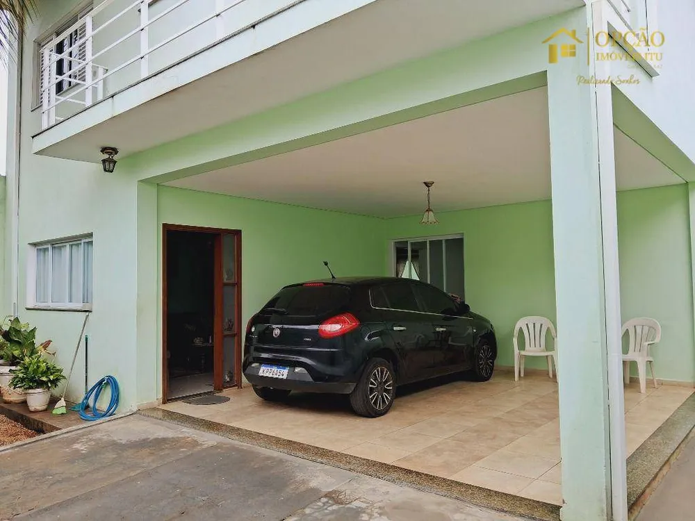 Casa, 3 quartos, 207 m² - Foto 2