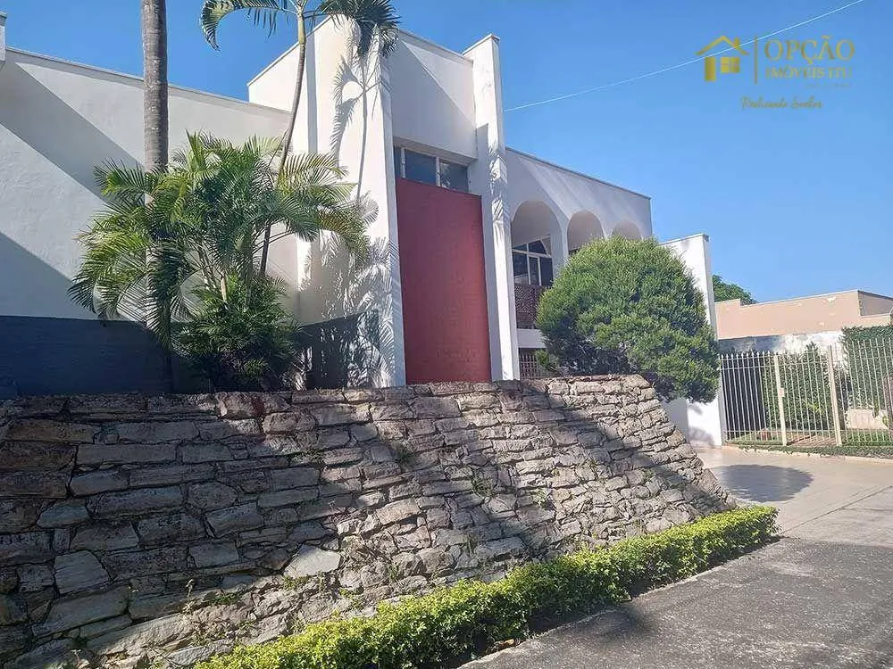 Casa, 4 quartos, 304 m² - Foto 1