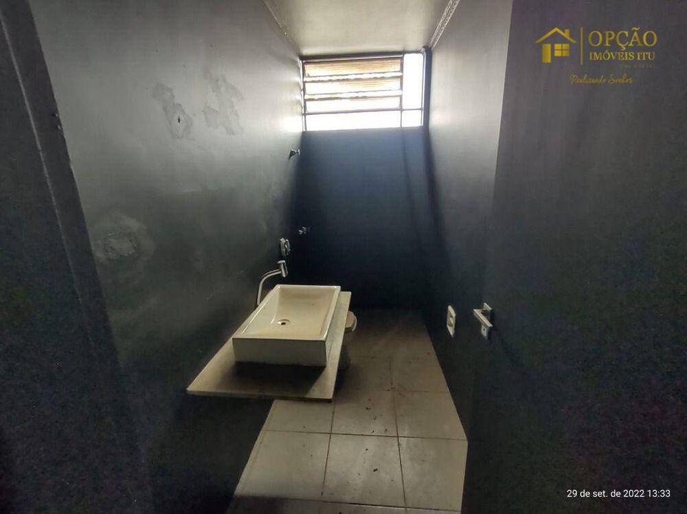 Casa à venda com 3 quartos, 342m² - Foto 1