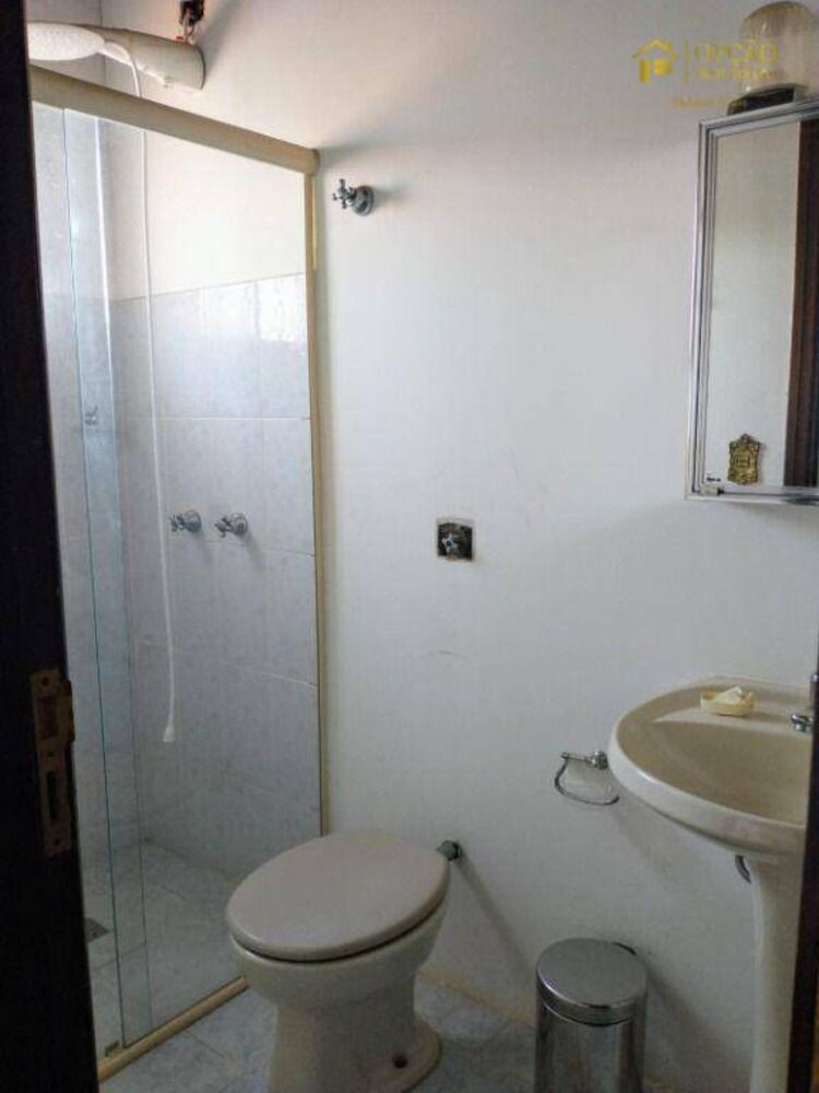 Casa, 2 quartos, 224 m² - Foto 1