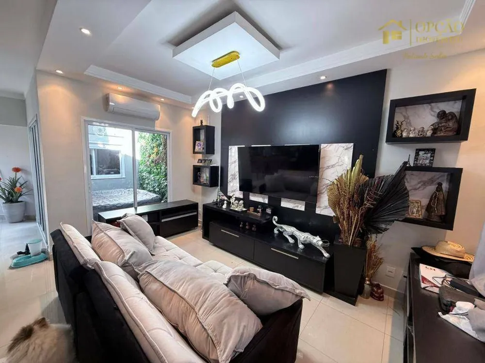 Casa, 3 quartos, 180 m² - Foto 1