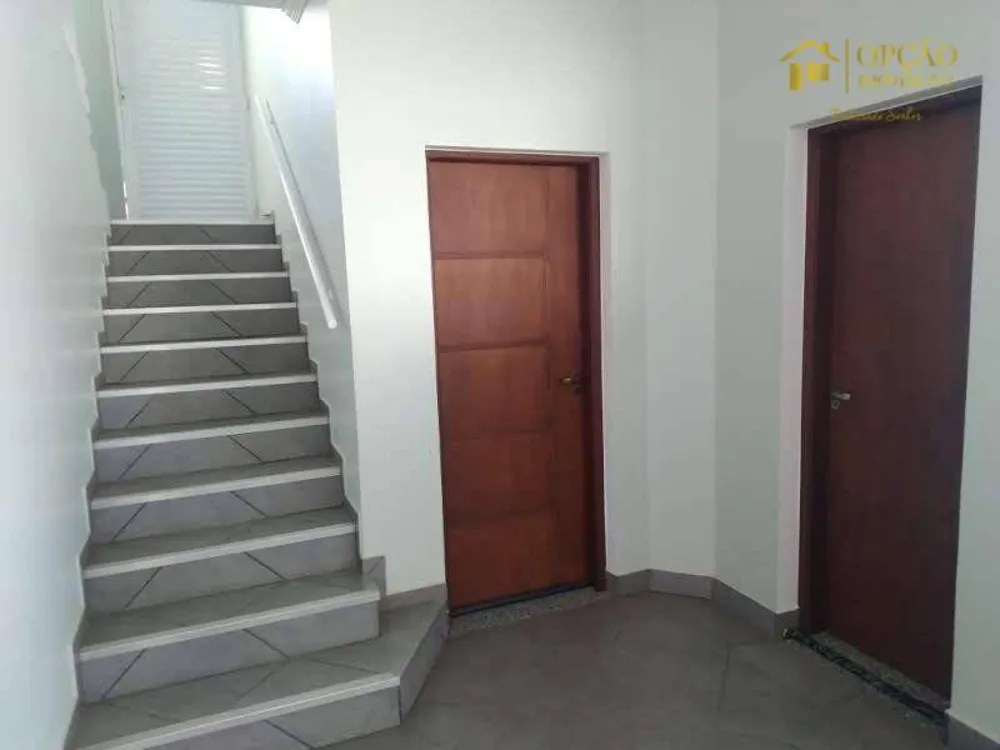 Casa, 3 quartos, 330 m² - Foto 3