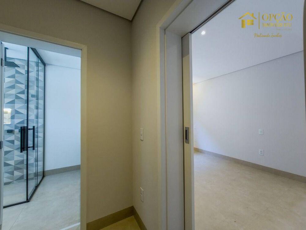 Casa de Condomínio à venda com 3 quartos, 208m² - Foto 1