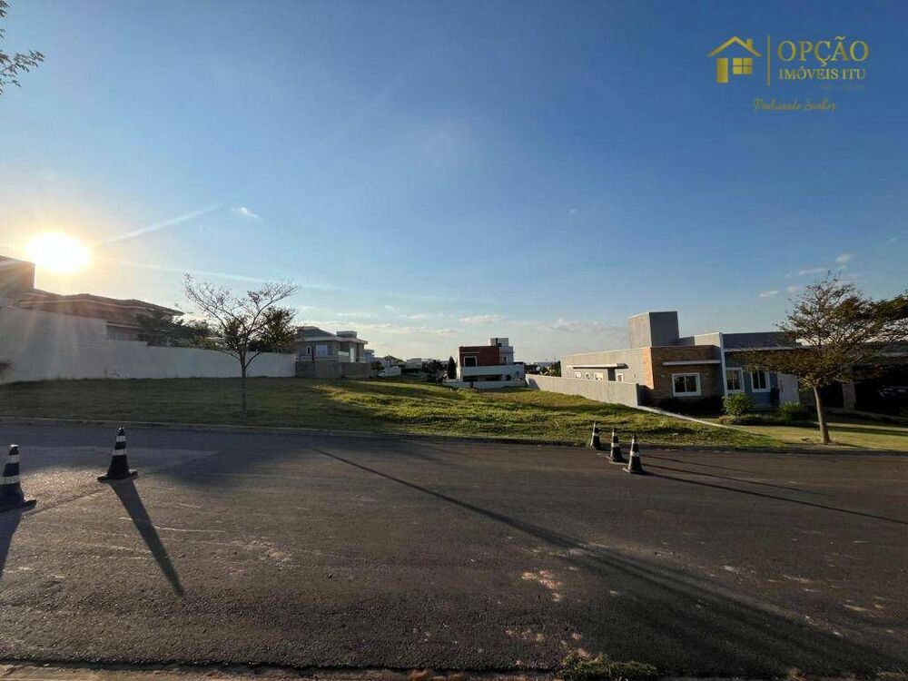 Loteamento e Condomínio, 700 m² - Foto 2