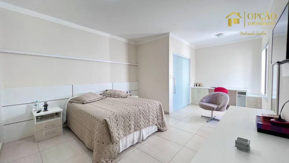 Casa, 3 quartos, 237 m² - Foto 8