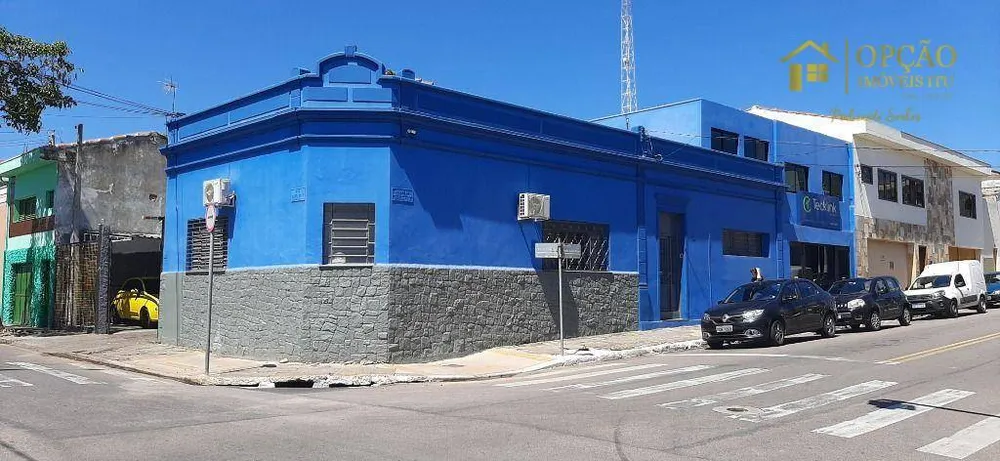 Casa, 7 quartos, 220 m² - Foto 1