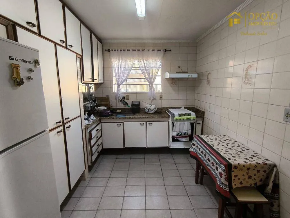 Chácara, 3 quartos, 2321 m² - Foto 6
