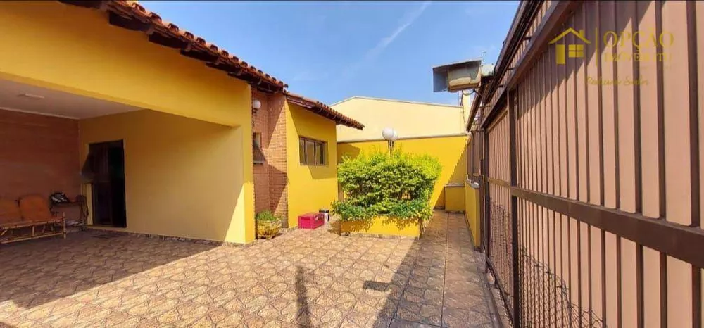 Casa, 3 quartos, 265 m² - Foto 1