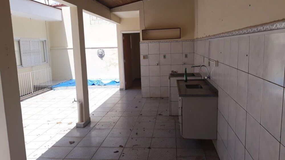Casa, 3 quartos, 250 m² - Foto 7