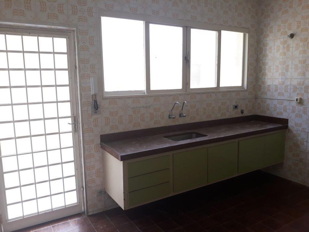 Casa, 3 quartos, 250 m² - Foto 8