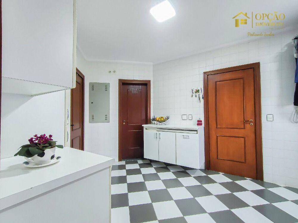 Apartamento, 3 quartos, 247 m² - Foto 4