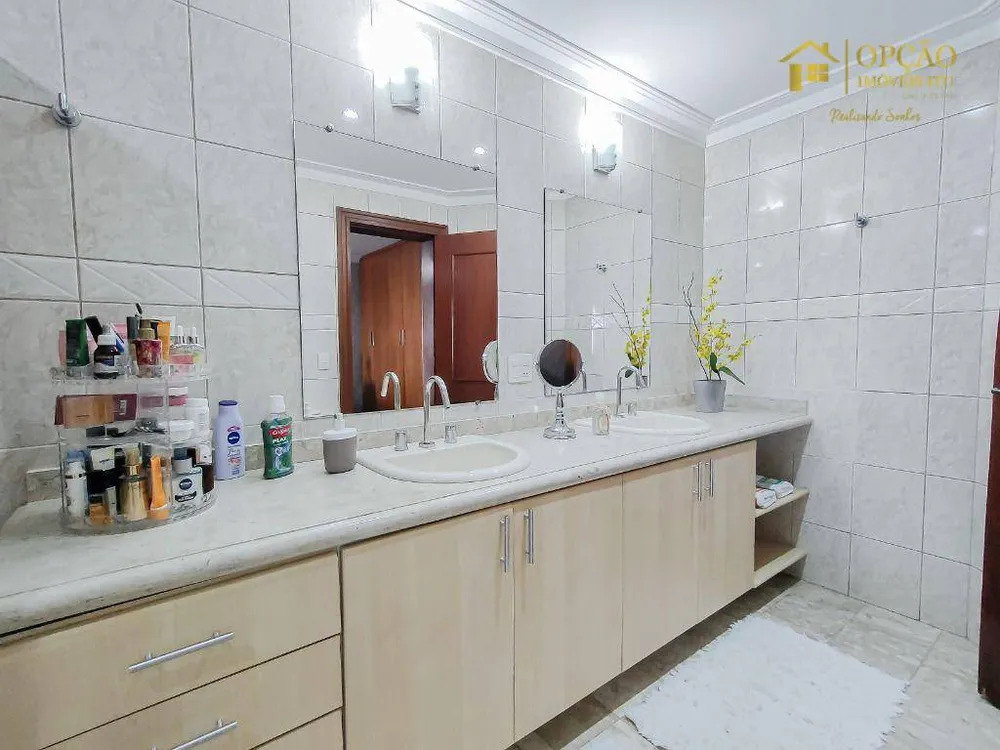 Apartamento, 3 quartos, 247 m² - Foto 19
