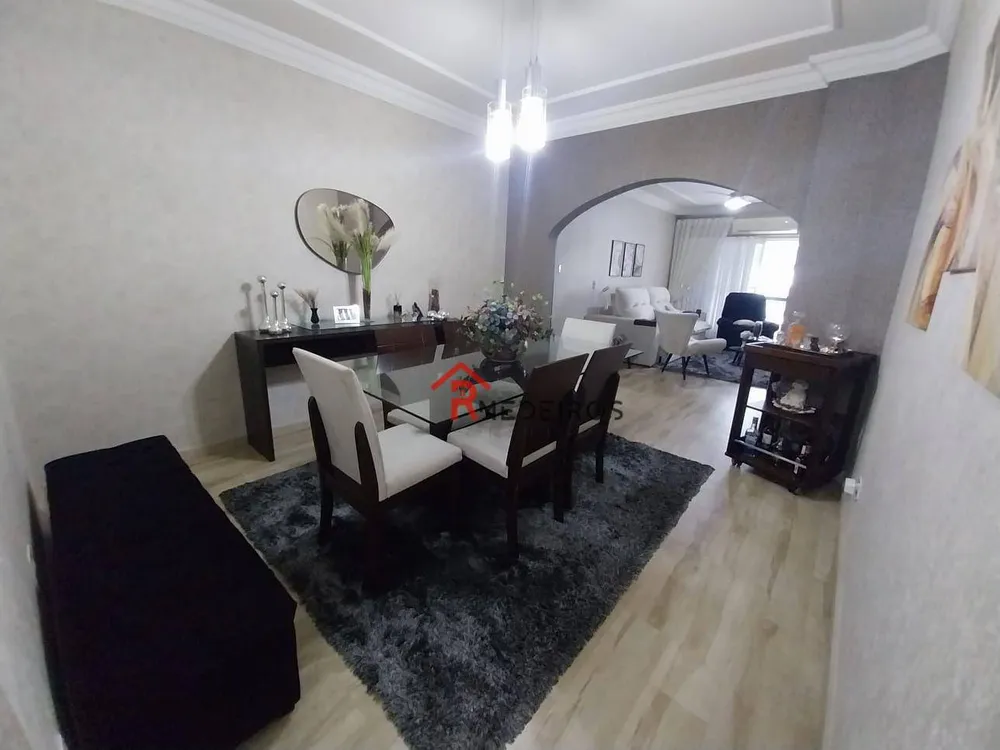 Apartamento, 3 quartos, 137 m² - Foto 1