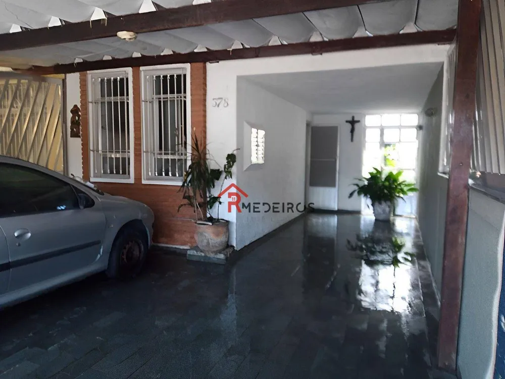 Casa, 3 quartos, 137 m² - Foto 1