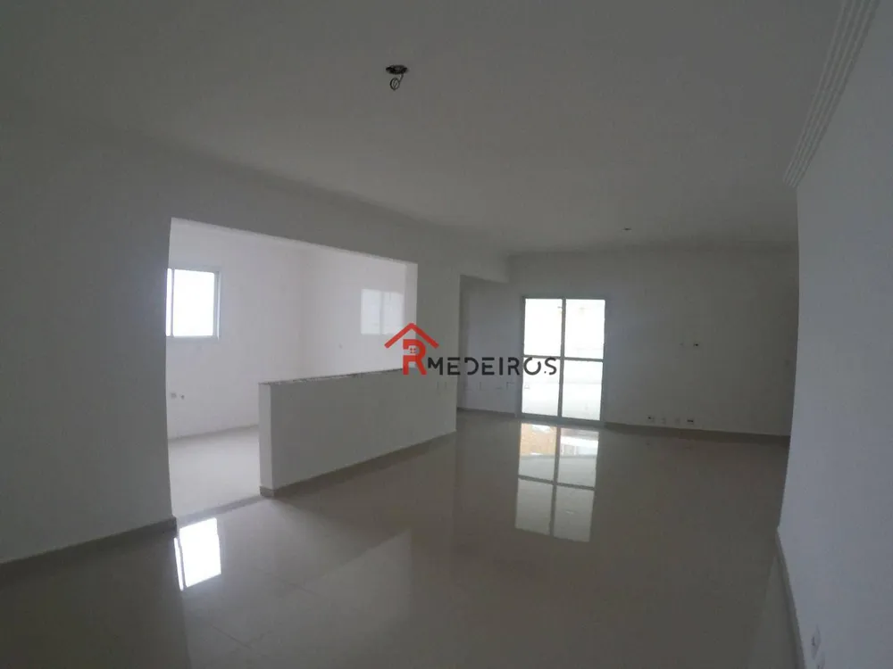 Apartamento, 3 quartos, 172 m² - Foto 1