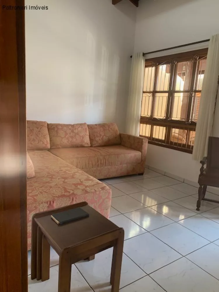 Casa à venda com 3 quartos, 291m² - Foto 8