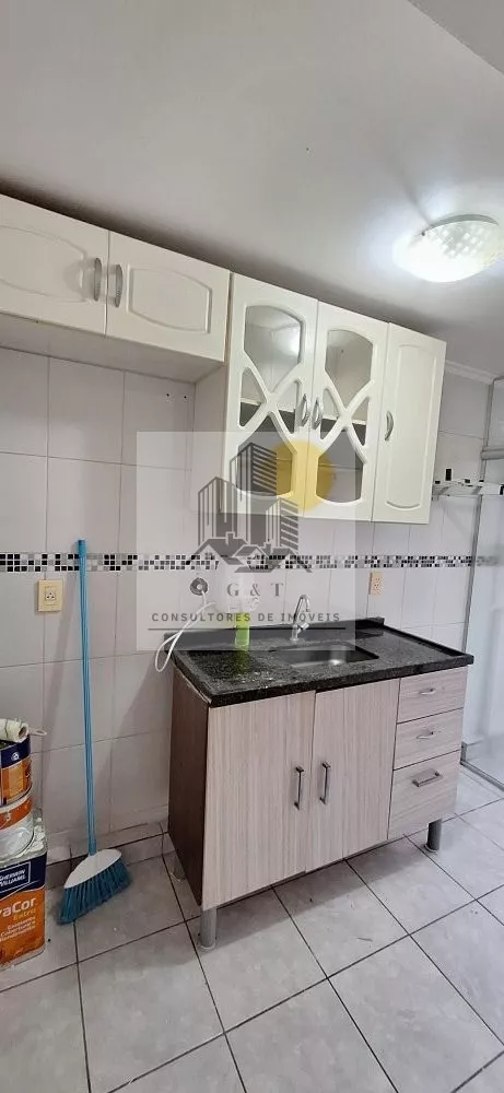 Apartamento à venda com 3 quartos, 50m² - Foto 2