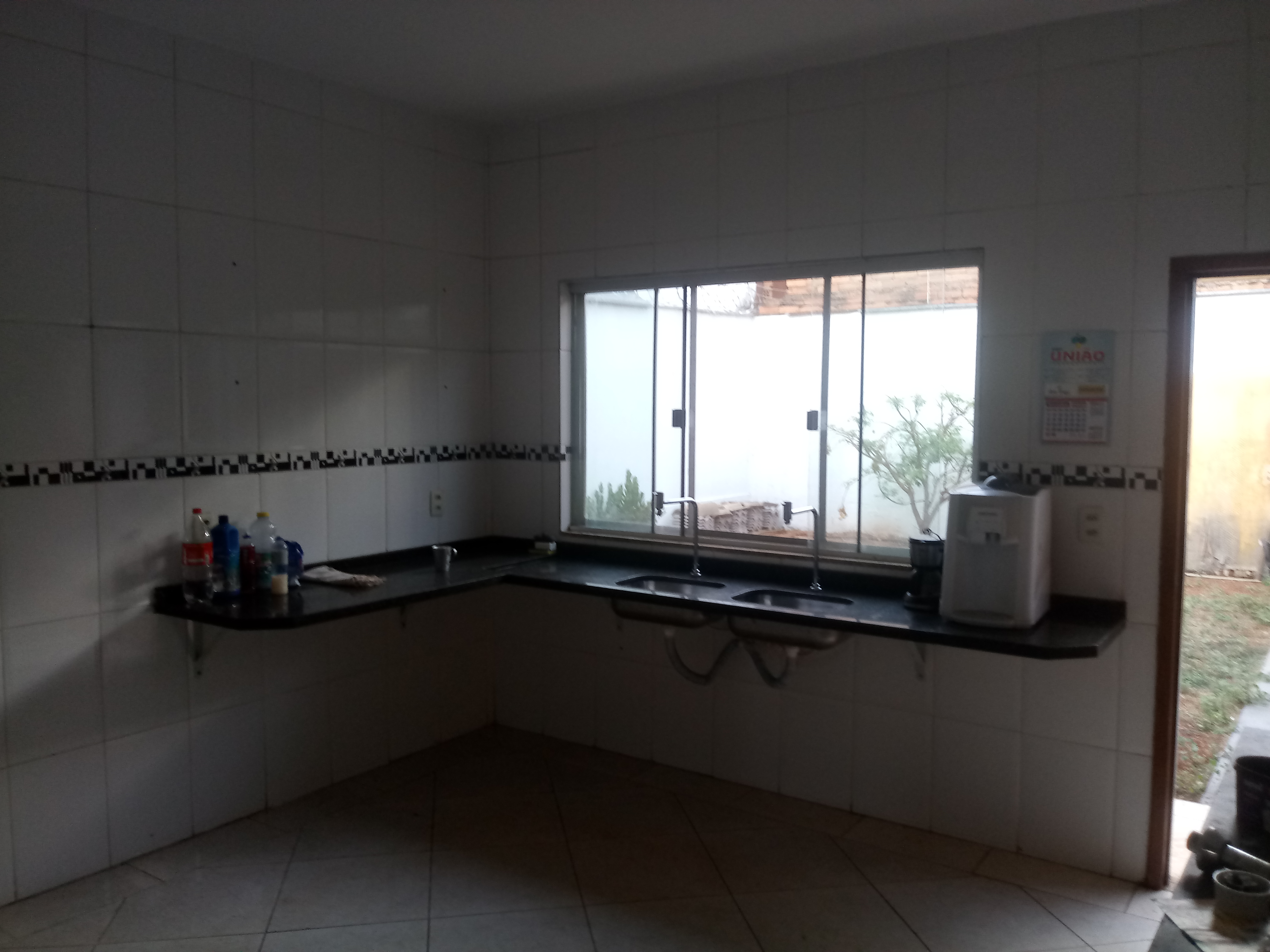 Casa à venda e aluguel com 3 quartos, 190m² - Foto 6