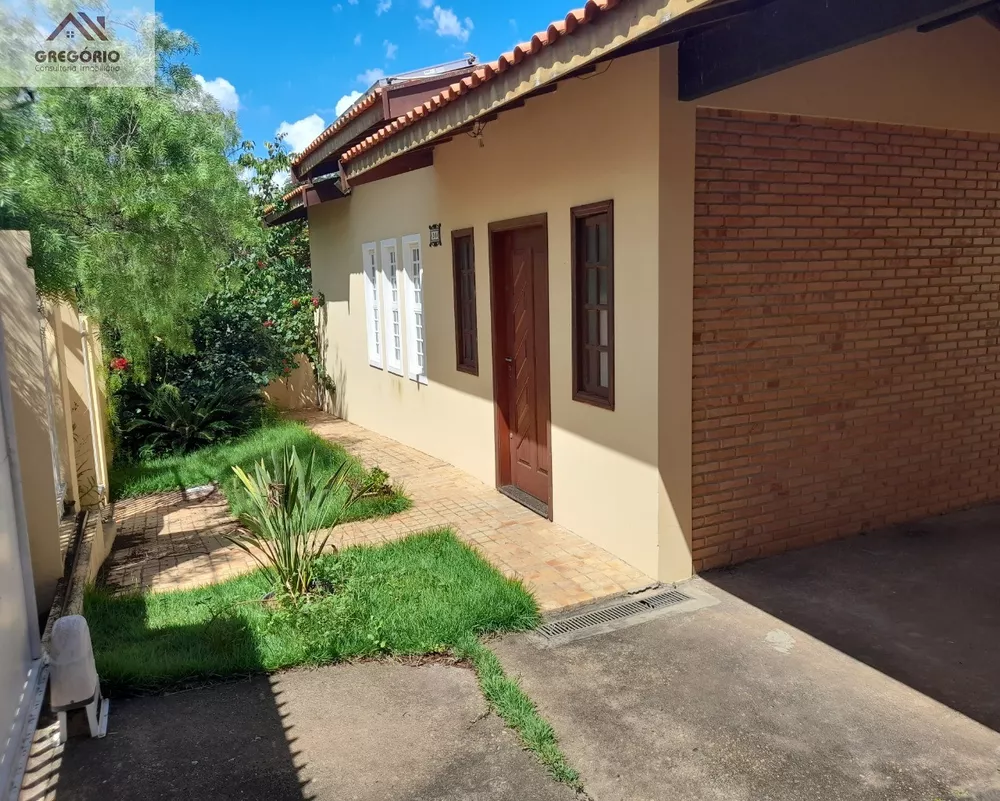 Casa à venda com 3 quartos - Foto 1