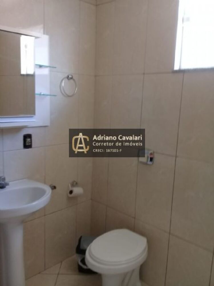 Casa à venda com 2 quartos, 230m² - Foto 1