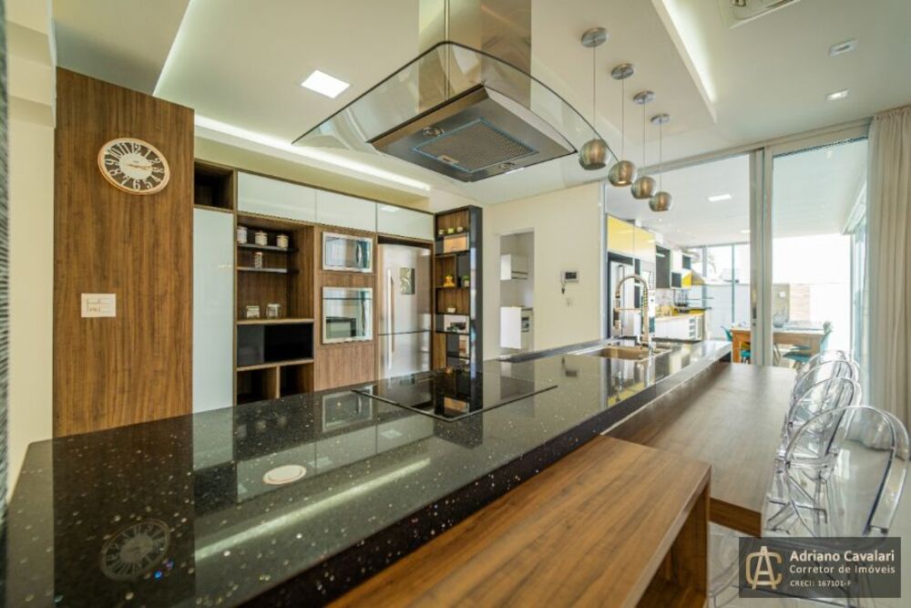 Casa à venda com 3 quartos, 398m² - Foto 4