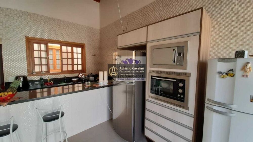 Casa, 3 quartos, 230 m² - Foto 2