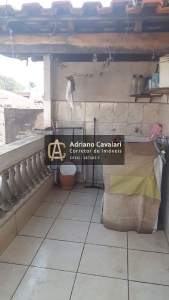 Casa à venda com 2 quartos, 300m² - Foto 4