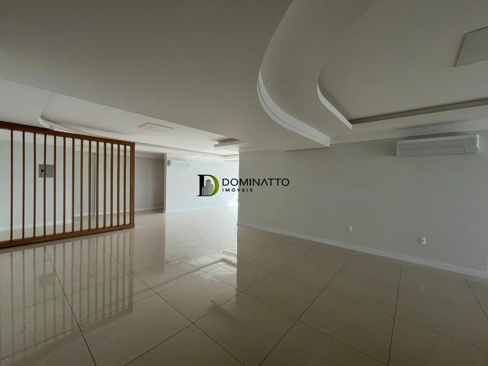 Cobertura, 3 quartos, 220 m² - Foto 4