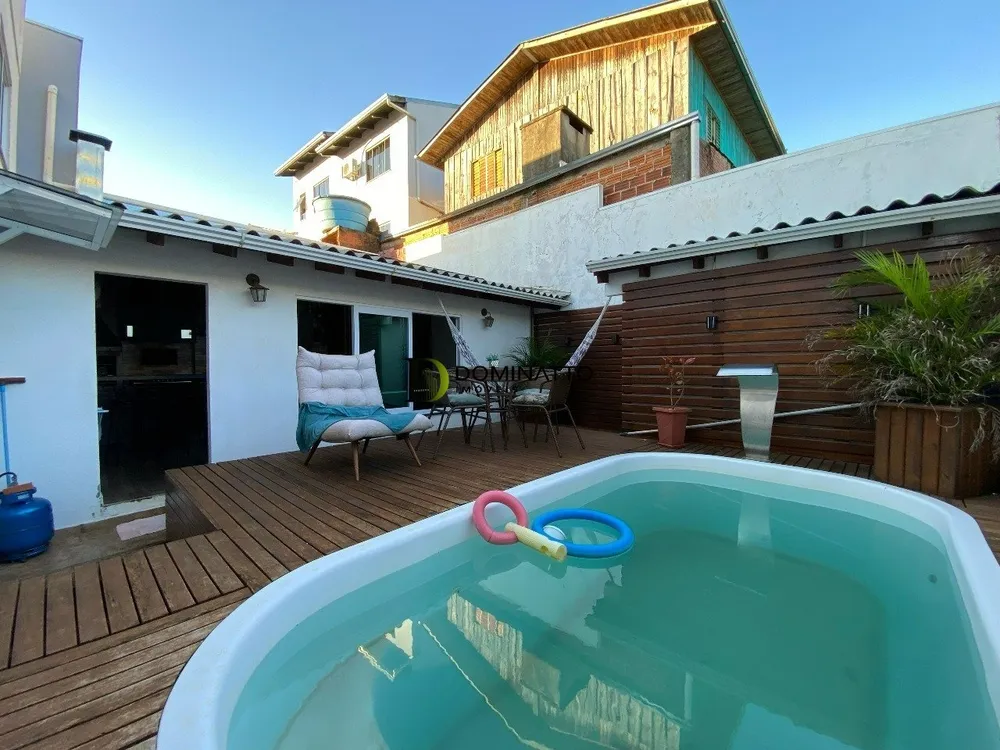Sobrado, 4 quartos, 180 m² - Foto 1