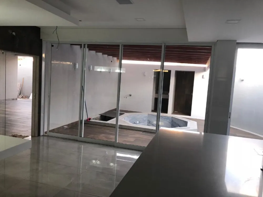 Casa, 3 quartos, 380 m² - Foto 1