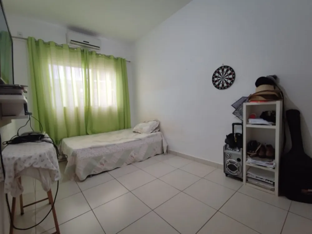 Casa, 3 quartos, 220 m² - Foto 1