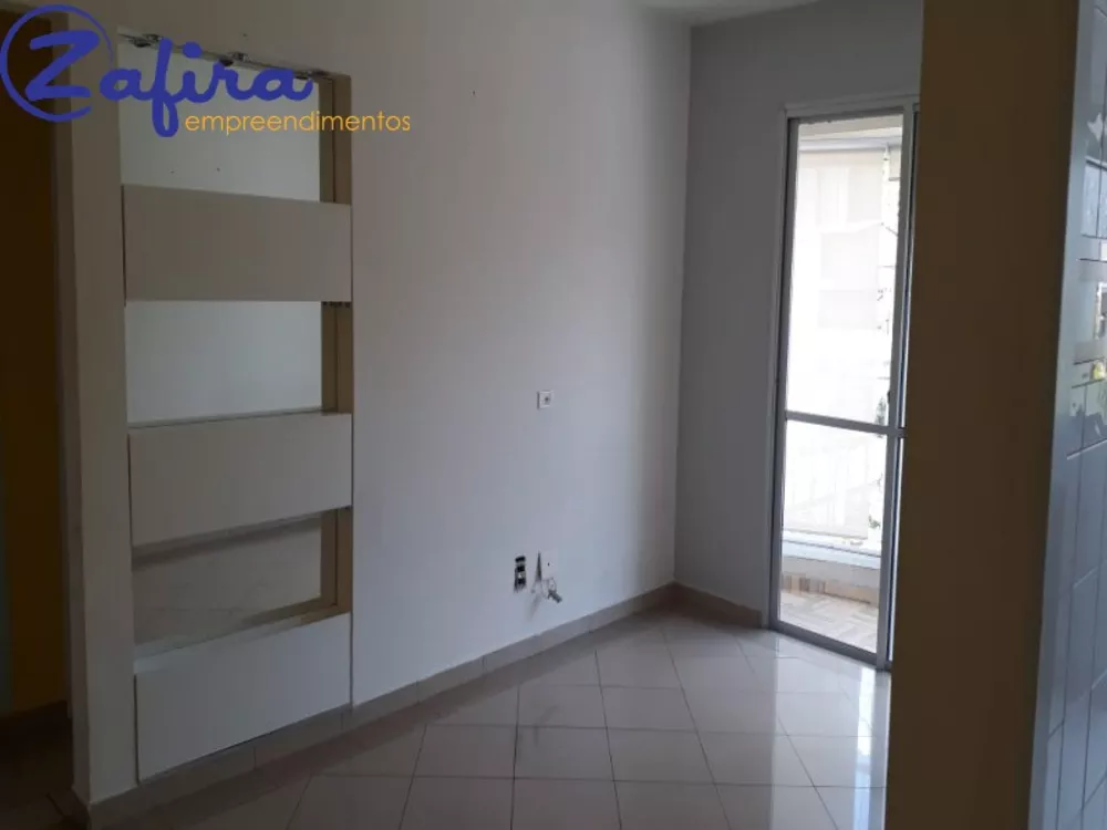 Apartamento à venda com 2 quartos, 45m² - Foto 4