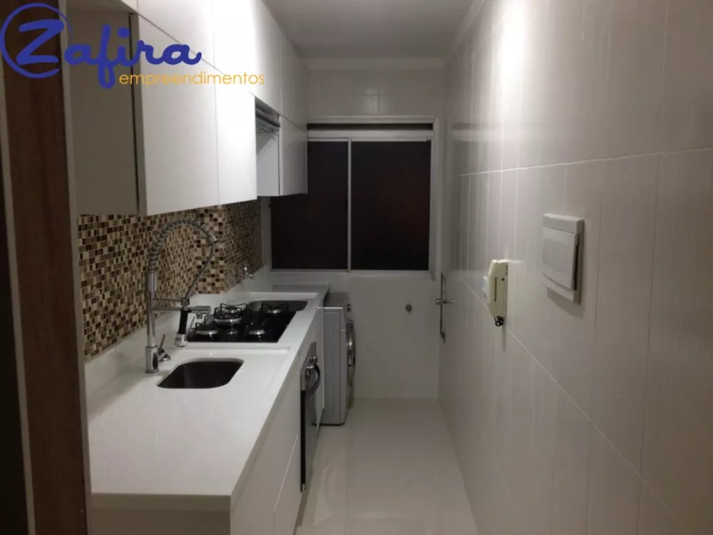 Apartamento à venda com 2 quartos, 45m² - Foto 4