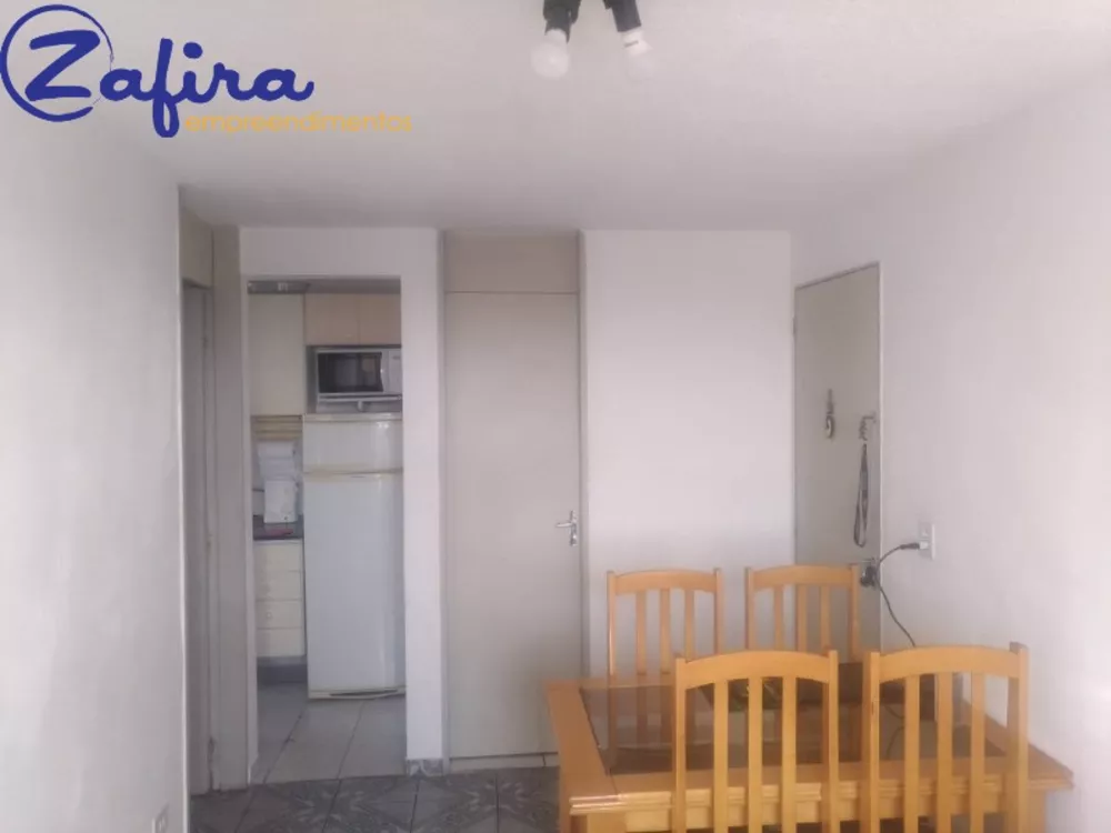 Apartamento à venda com 2 quartos, 42m² - Foto 3