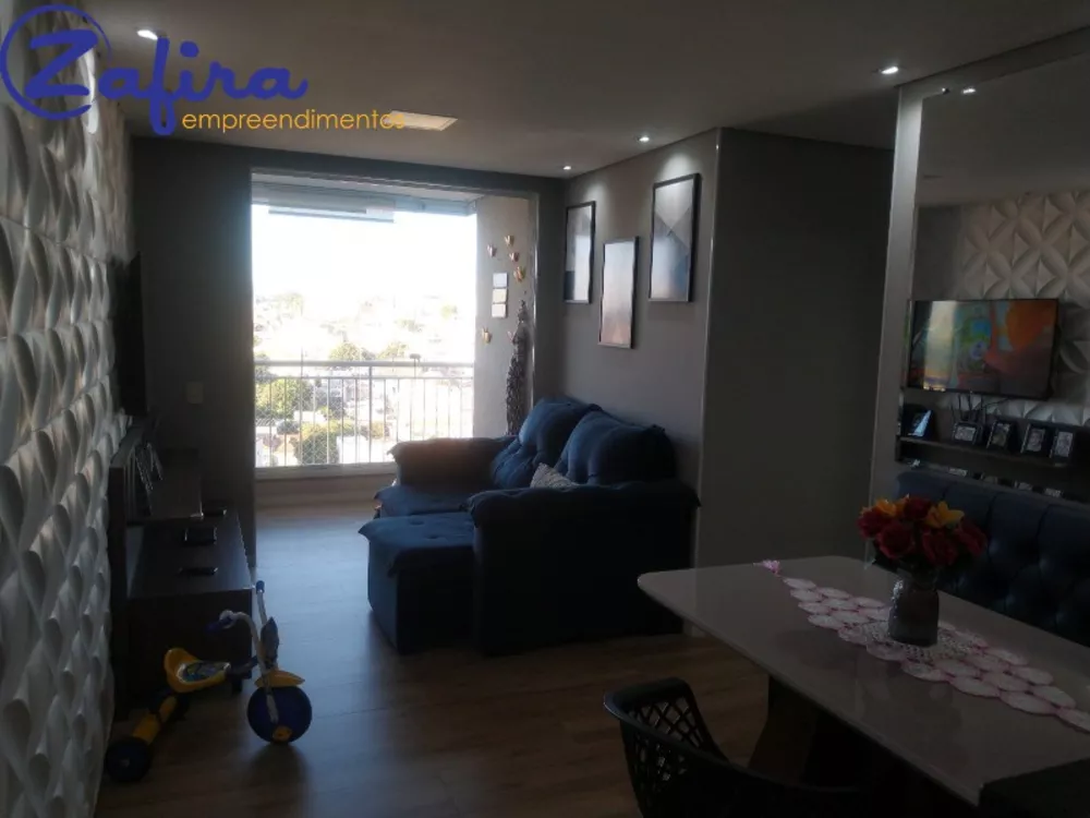 Apartamento à venda com 3 quartos, 67m² - Foto 2