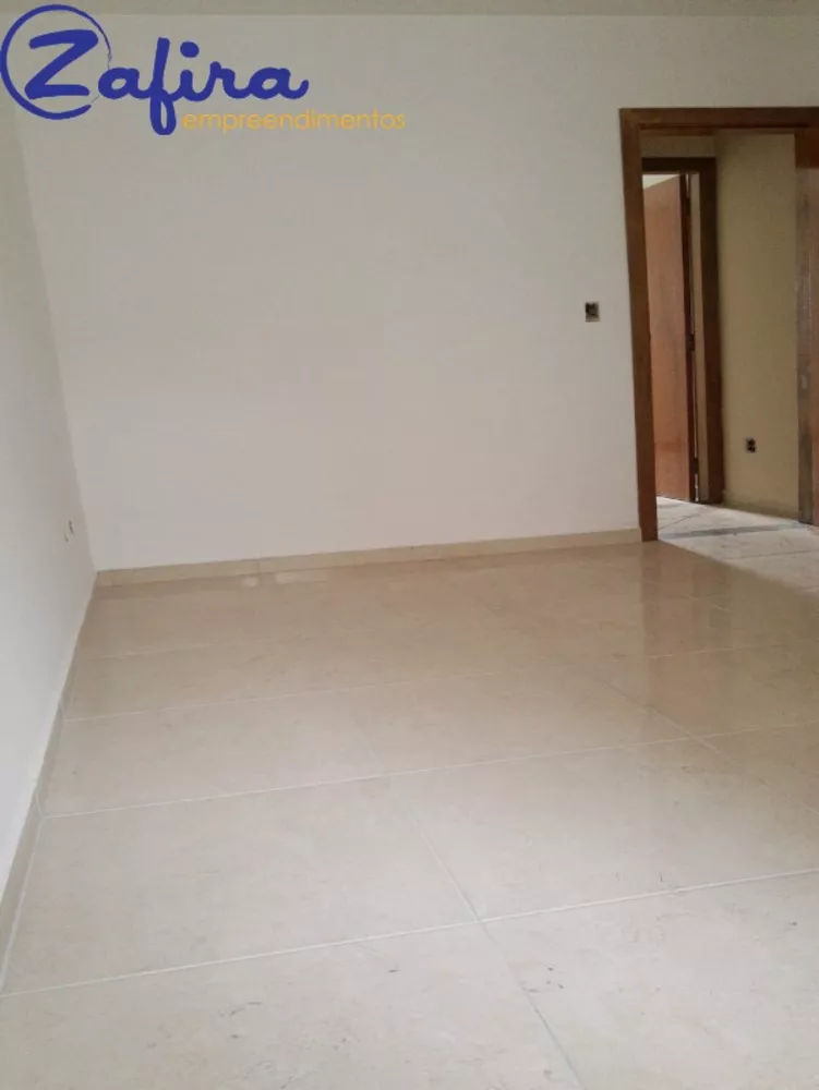 Casa à venda com 2 quartos, 63m² - Foto 12