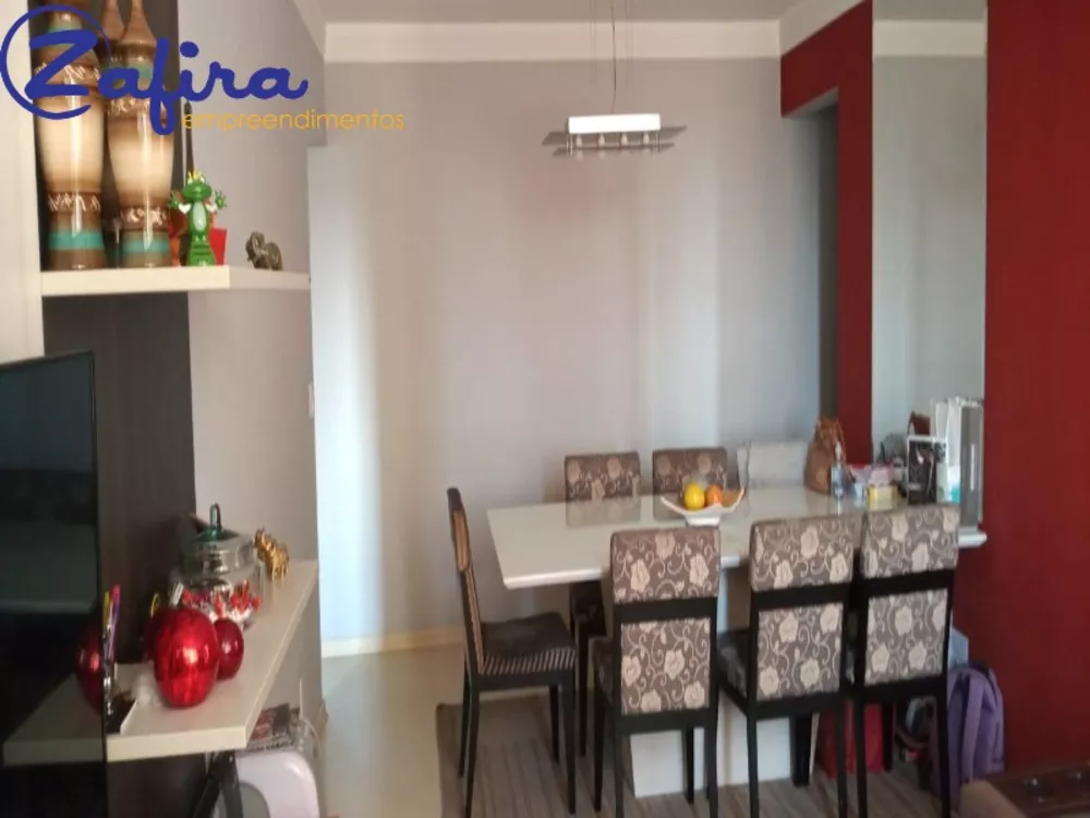 Apartamento à venda com 2 quartos, 75m² - Foto 2