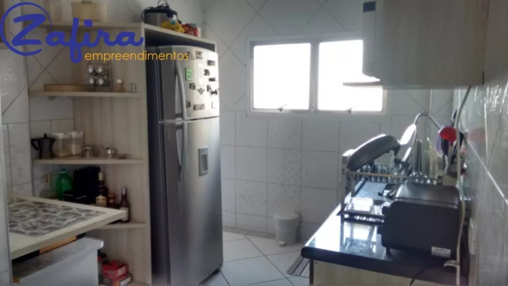 Apartamento à venda com 2 quartos, 61m² - Foto 3