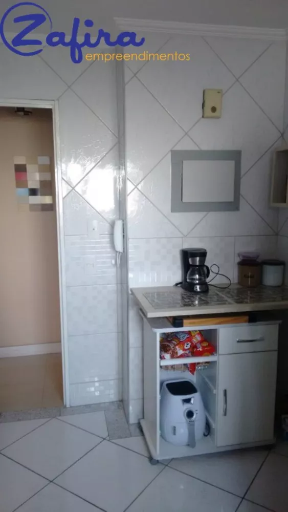 Apartamento à venda com 2 quartos, 61m² - Foto 5