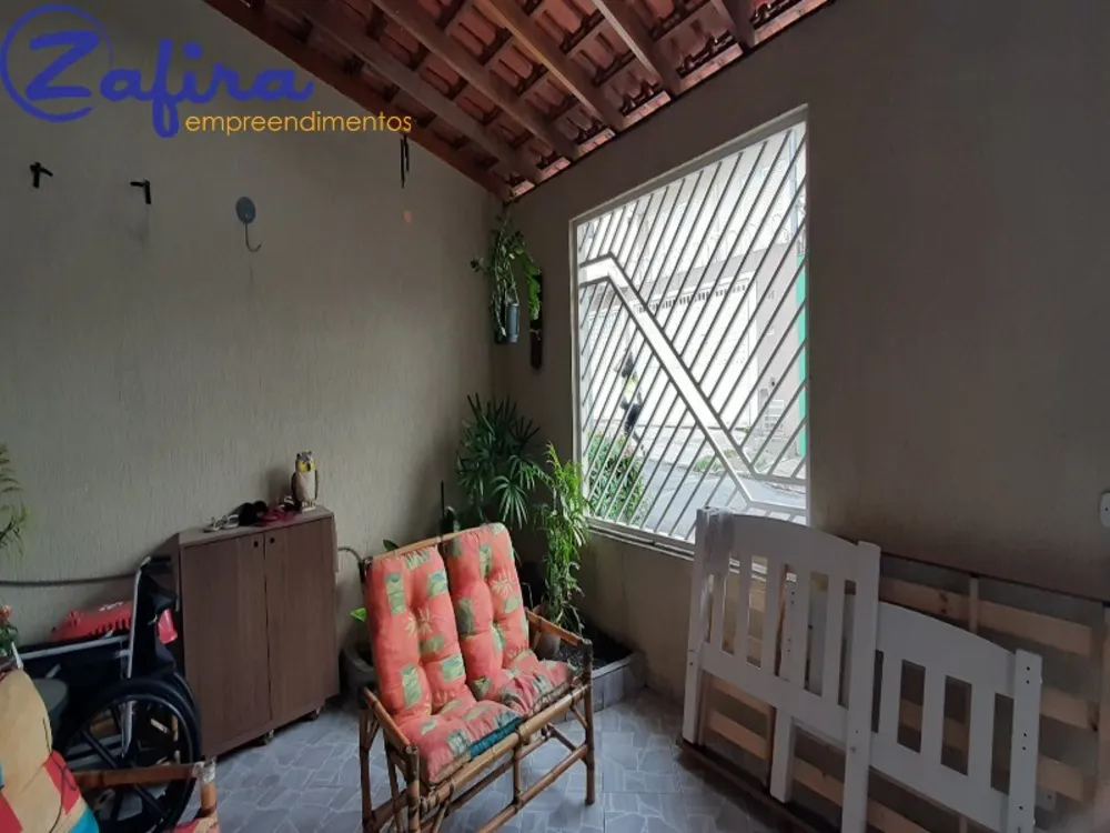 Casa, 3 quartos, 230 m² - Foto 2