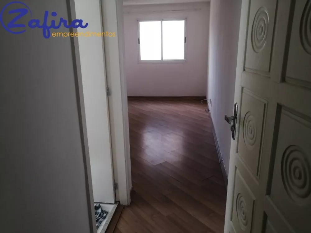 Apartamento à venda com 2 quartos, 45m² - Foto 2