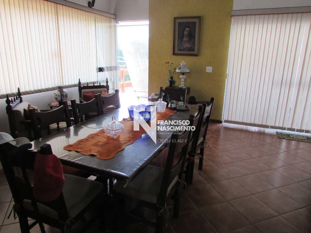 Casa, 3 quartos, 200 m² - Foto 4