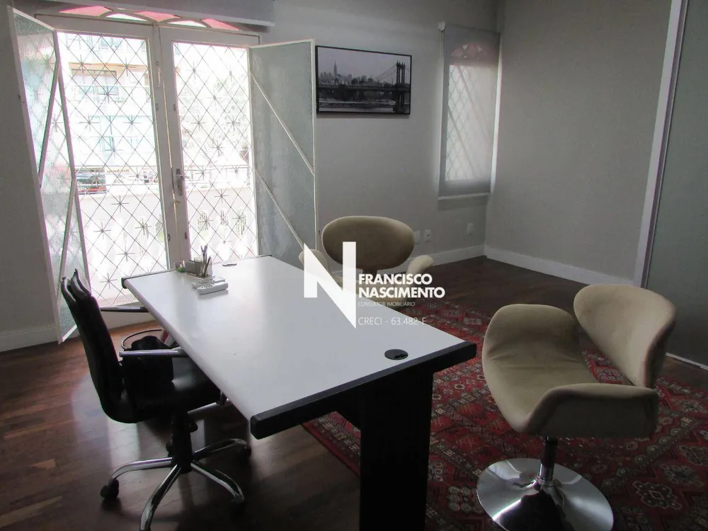 Casa, 4 quartos, 254 m² - Foto 1